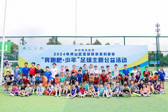 赫尔泽勒：图赫尔是大赛型教练，他为英格兰队带回了团结精神